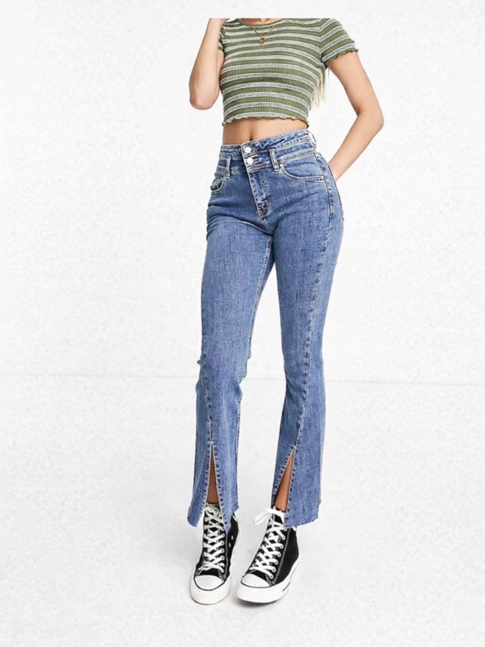 Urban Revivo Flared Slit Hem Jeans in Blue Size12 Like New (Worn Just Once)